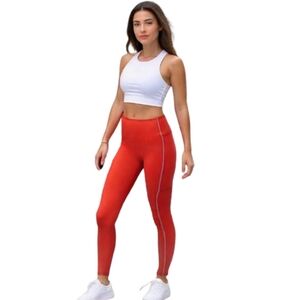 Fabletics MOTION 365 TRINITY High-Waisted Utility Leggings Electric Cherry XXS